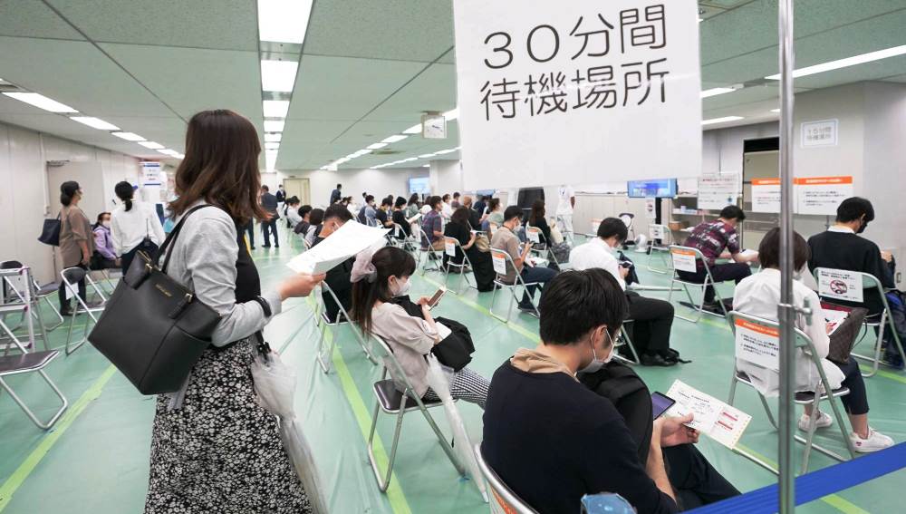 Japonia nis vaksinimin kunder Covid per femijet nga 6 muaj deri 4 vjec